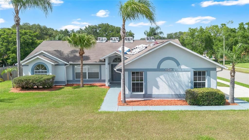 En Venta: $479,900 (3 camas, 2 baños, 1583 Pies cuadrados)