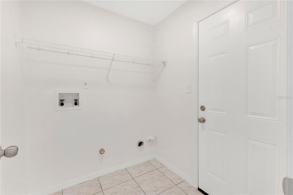 En Venta: $479,900 (3 camas, 2 baños, 1583 Pies cuadrados)