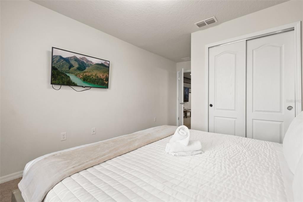 En Venta: $430,000 (5 camas, 4 baños, 2281 Pies cuadrados)