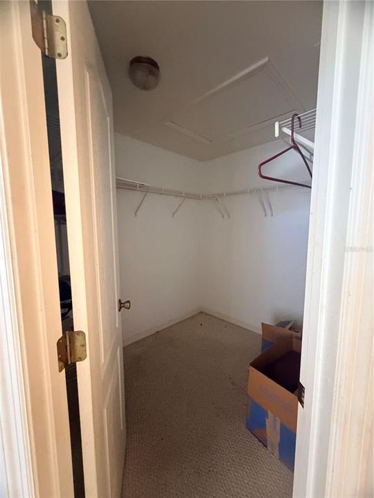 Activo con contrato: $292,000 (3 camas, 2 baños, 1790 Pies cuadrados)