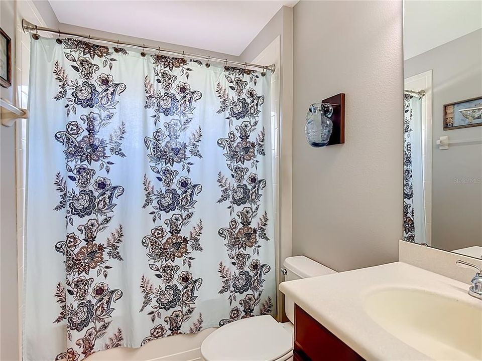 For Sale: $385,000 (4 beds, 3 baths, 2190 Square Feet)