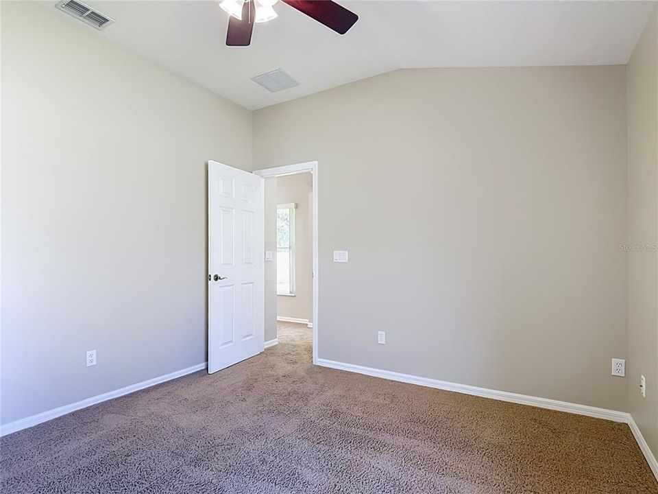 For Sale: $385,000 (4 beds, 3 baths, 2190 Square Feet)