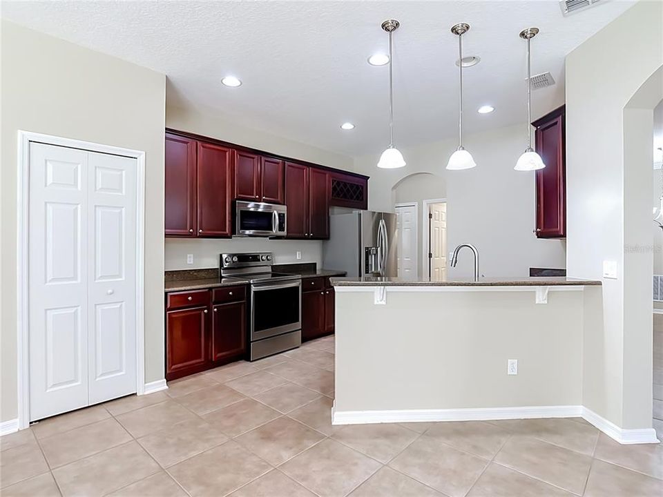 For Sale: $385,000 (4 beds, 3 baths, 2190 Square Feet)