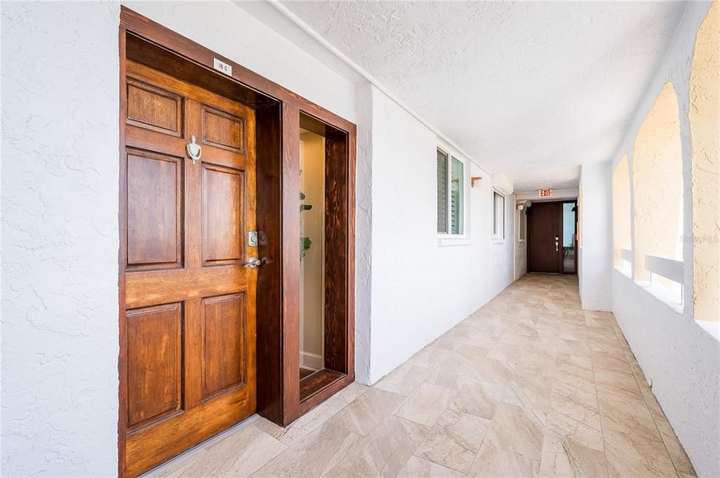 На продажу: $1,650,000 (3 спален, 2 ванн, 1937 Квадратных фут)