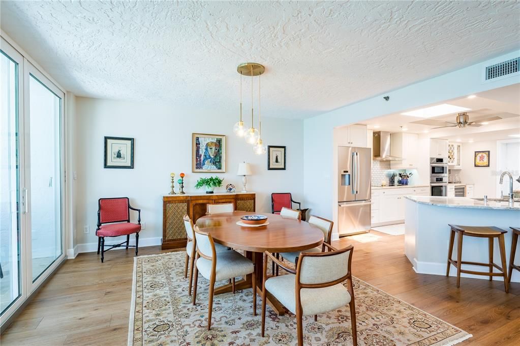 На продажу: $1,650,000 (3 спален, 2 ванн, 1937 Квадратных фут)