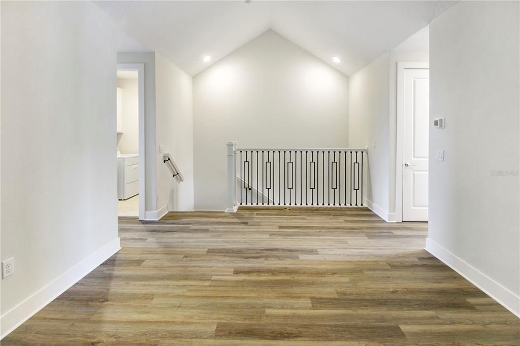 For Rent: $2,900 (3 beds, 2 baths, 1877 Square Feet)