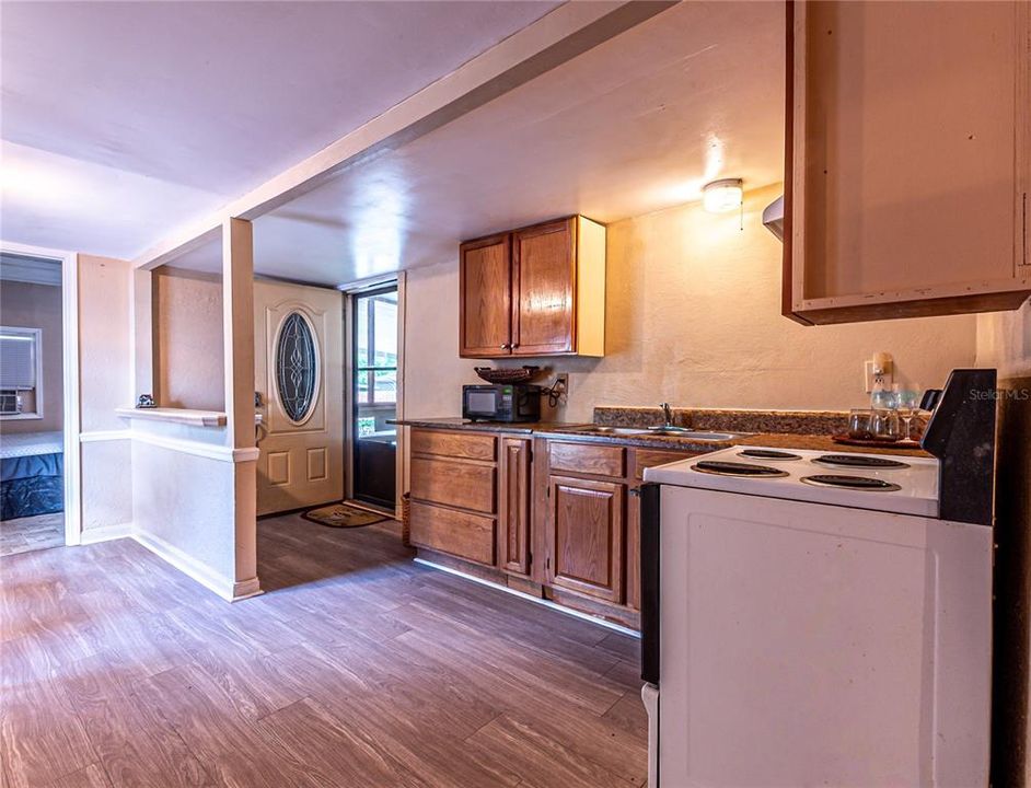 En Venta: $79,999 (2 camas, 1 baños, 696 Pies cuadrados)