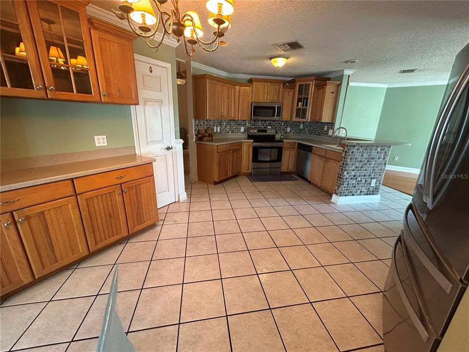 En Renta: $2,800 (4 camas, 2 baños, 1825 Pies cuadrados)
