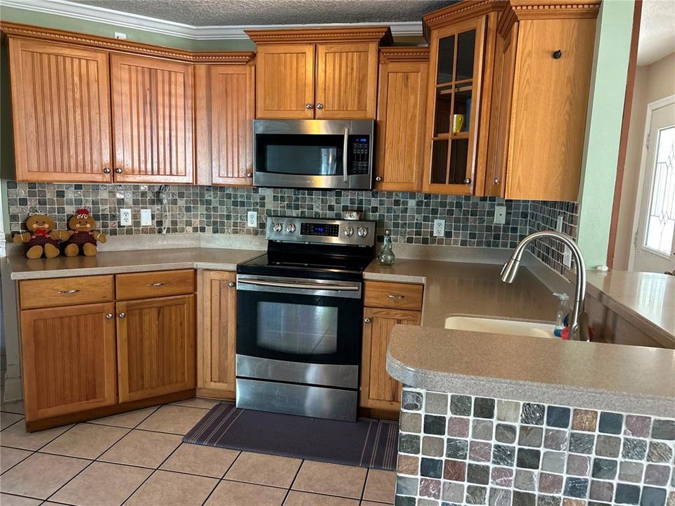 En Renta: $2,800 (4 camas, 2 baños, 1825 Pies cuadrados)