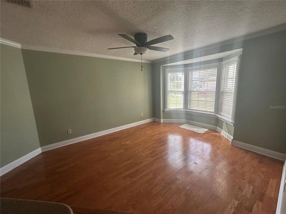 En Renta: $2,800 (4 camas, 2 baños, 1825 Pies cuadrados)
