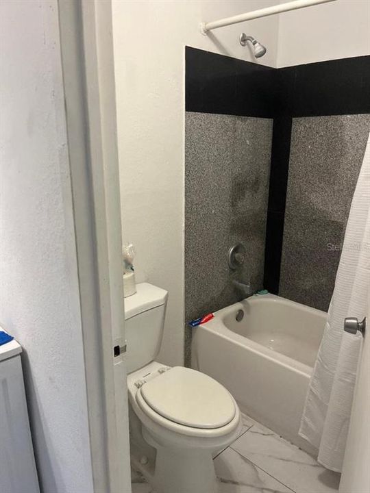 В аренду: $1,150 (1 спален, 1 ванн, 312 Квадратных фут)