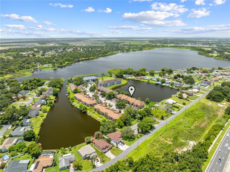 На продажу: $249,000 (2 спален, 2 ванн, 1240 Квадратных фут)