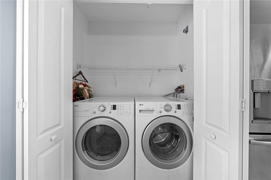 На продажу: $249,000 (2 спален, 2 ванн, 1240 Квадратных фут)