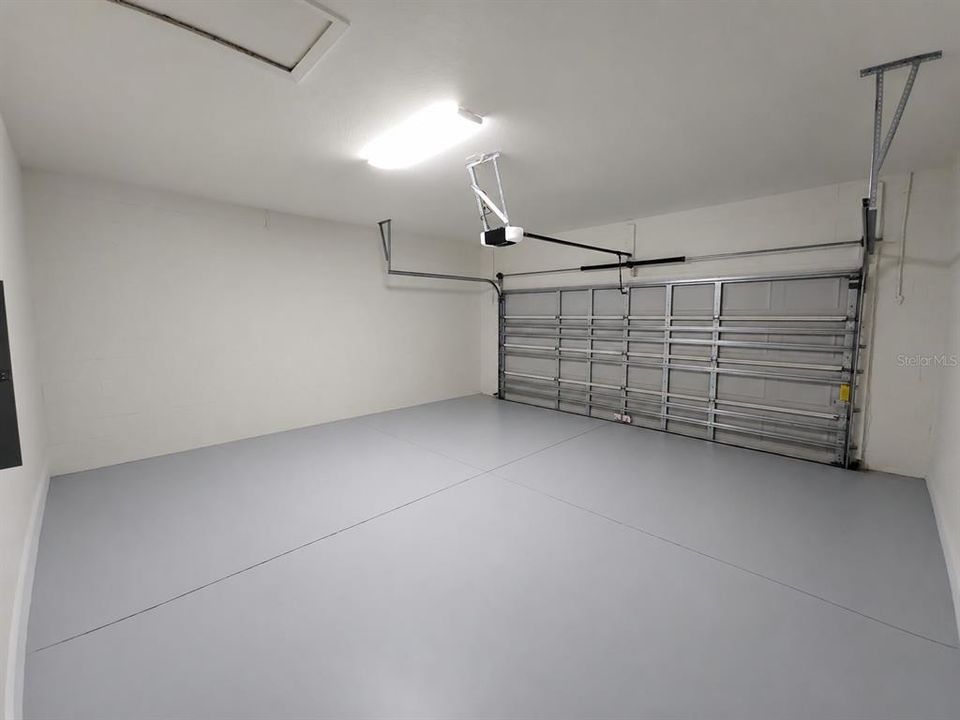 For Sale: $259,000 (3 beds, 2 baths, 1357 Square Feet)
