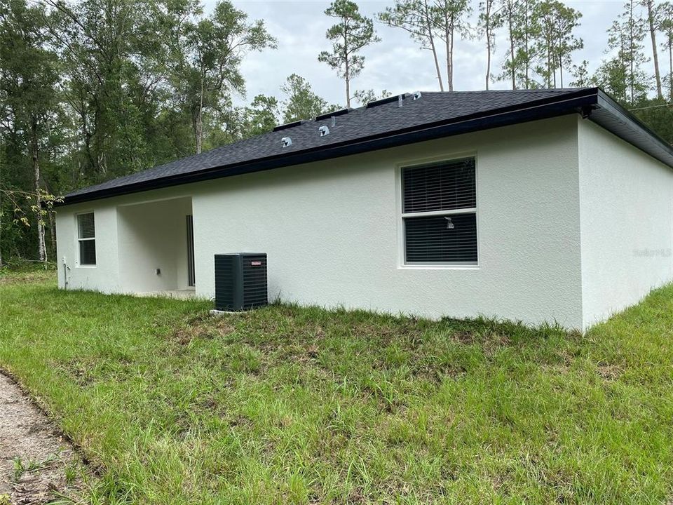 For Sale: $259,000 (3 beds, 2 baths, 1357 Square Feet)