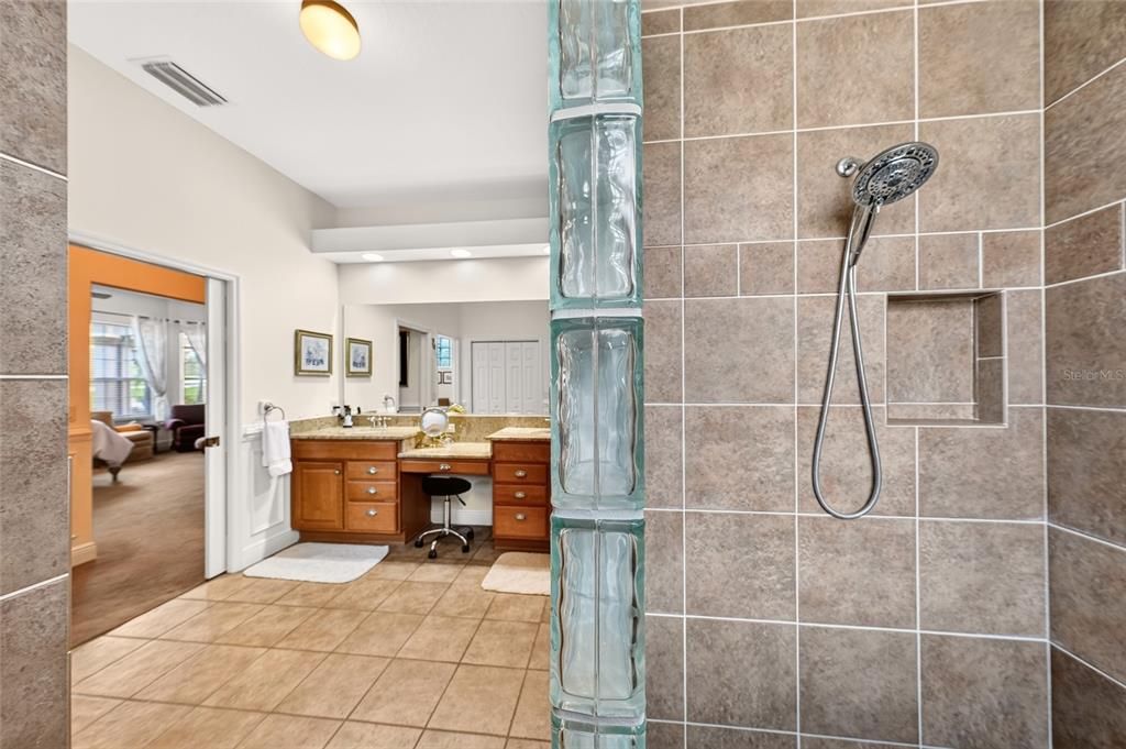 En Venta: $1,400,000 (3 camas, 2 baños, 3478 Pies cuadrados)