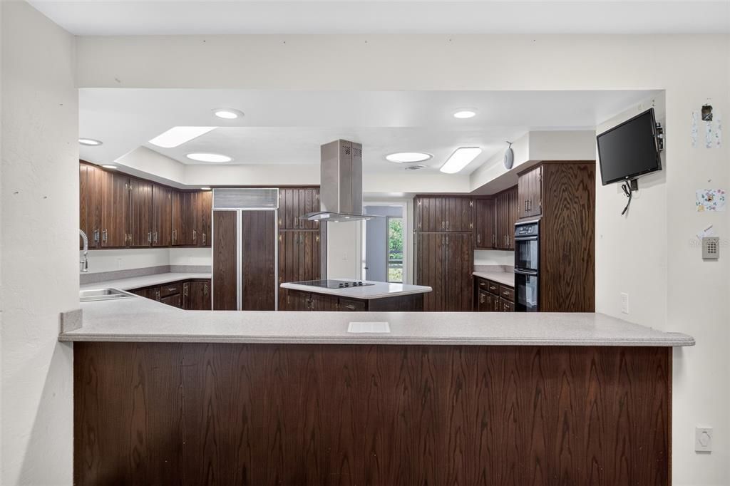En Venta: $679,900 (3 camas, 2 baños, 4009 Pies cuadrados)
