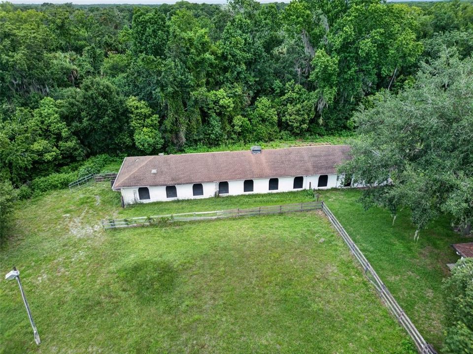 En Venta: $679,900 (3 camas, 2 baños, 4009 Pies cuadrados)