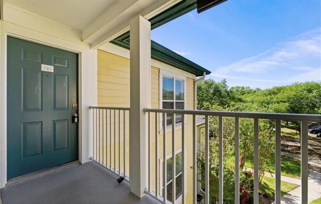 For Rent: $1,525 (2 beds, 2 baths, 990 Square Feet)
