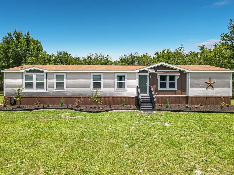 En Venta: $675,000 (4 camas, 3 baños, 2340 Pies cuadrados)