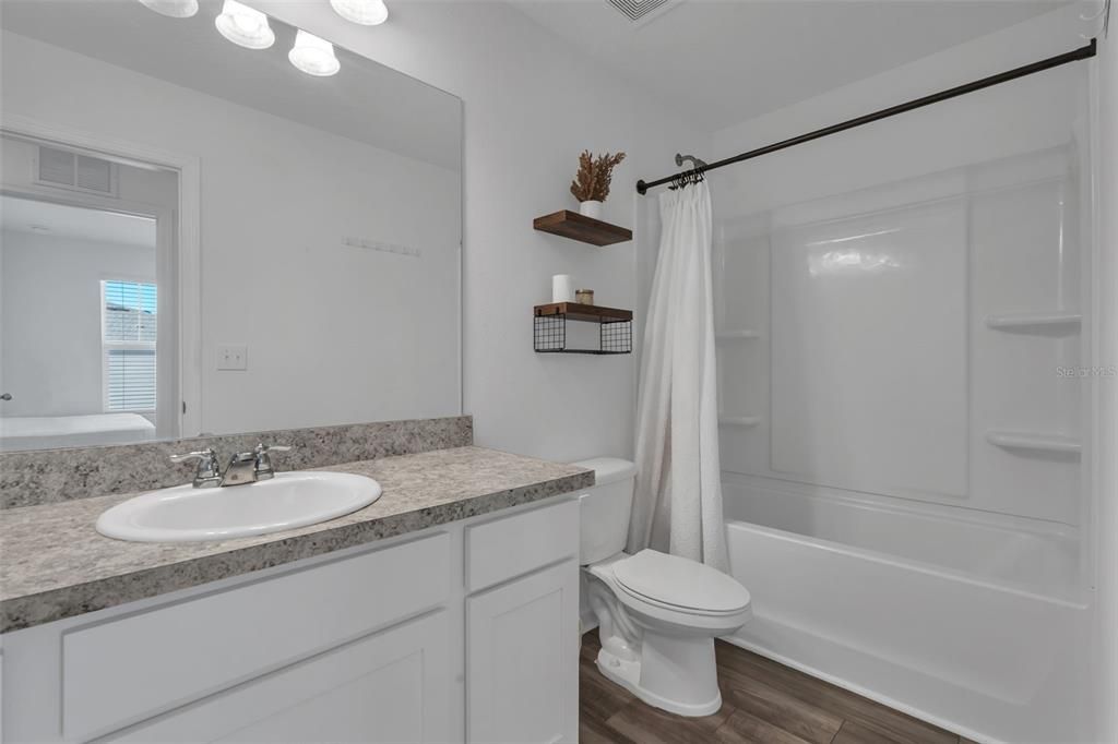 В аренду: $2,700 (3 спален, 2 ванн, 1471 Квадратных фут)