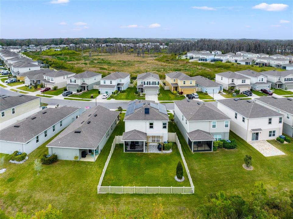 На продажу: $395,000 (4 спален, 2 ванн, 2169 Квадратных фут)