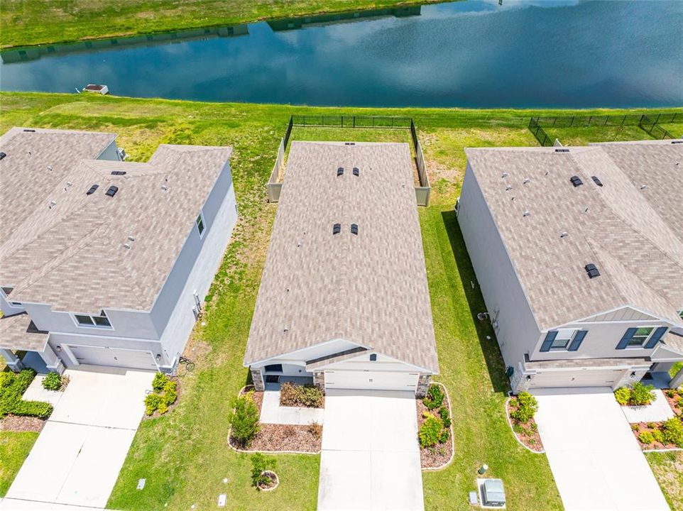 En Venta: $320,000 (3 camas, 2 baños, 1566 Pies cuadrados)
