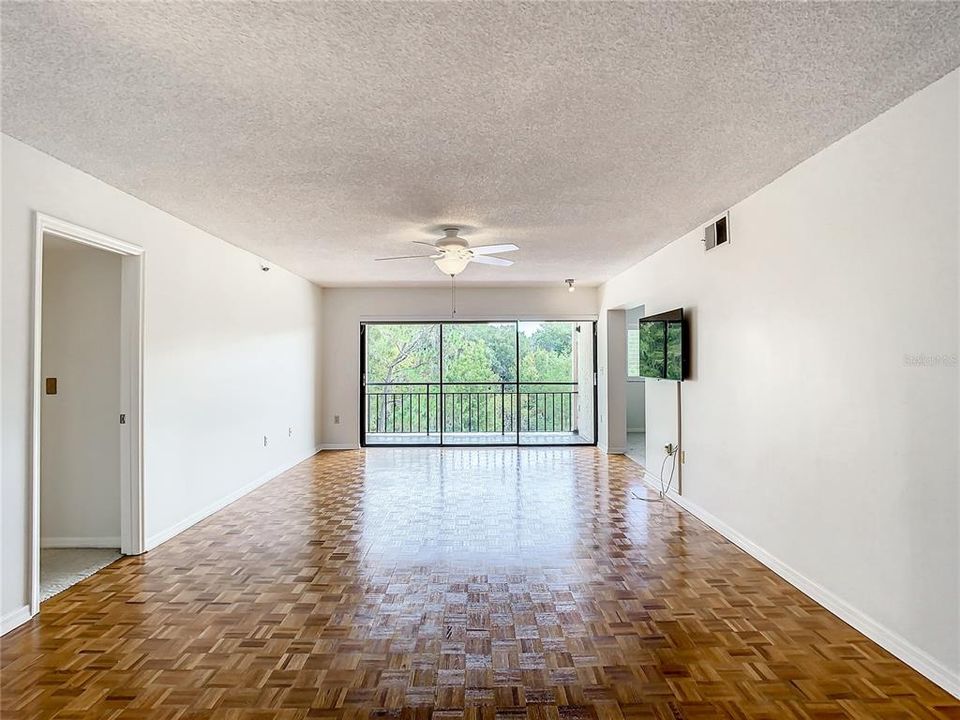 For Sale: $280,000 (3 beds, 2 baths, 1876 Square Feet)