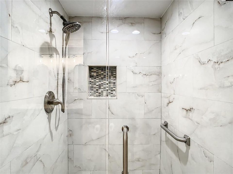 For Sale: $280,000 (3 beds, 2 baths, 1876 Square Feet)