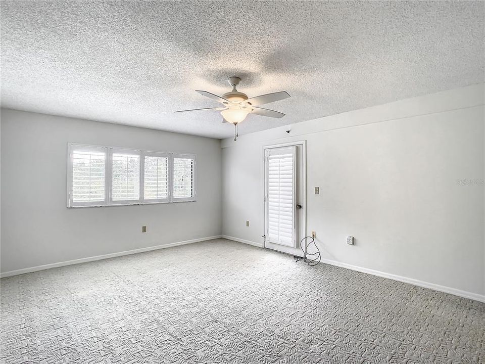 For Sale: $280,000 (3 beds, 2 baths, 1876 Square Feet)