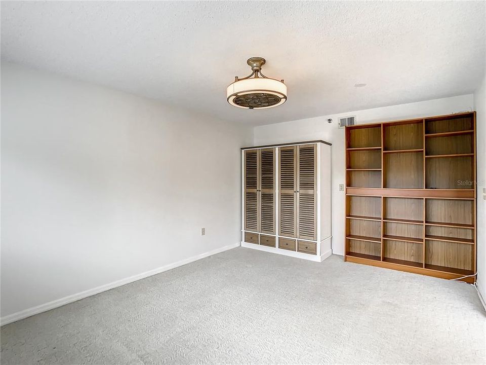 For Sale: $280,000 (3 beds, 2 baths, 1876 Square Feet)