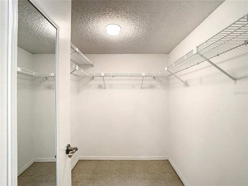 For Sale: $280,000 (3 beds, 2 baths, 1876 Square Feet)