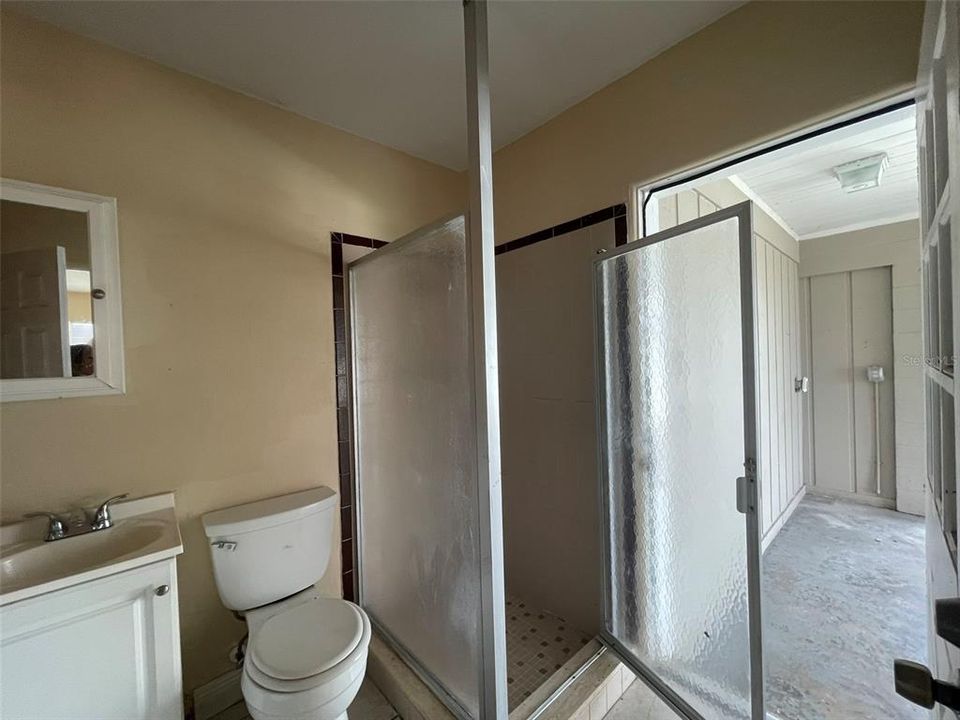 В аренду: $2,700 (4 спален, 2 ванн, 1384 Квадратных фут)
