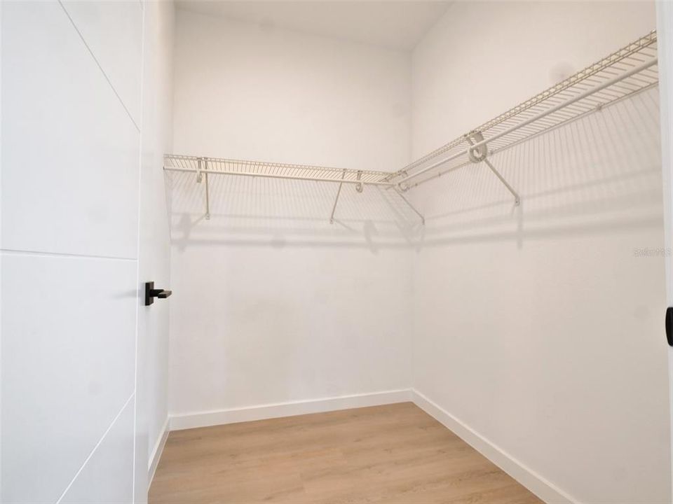 En Venta: $739,999 (3 camas, 3 baños, 2280 Pies cuadrados)