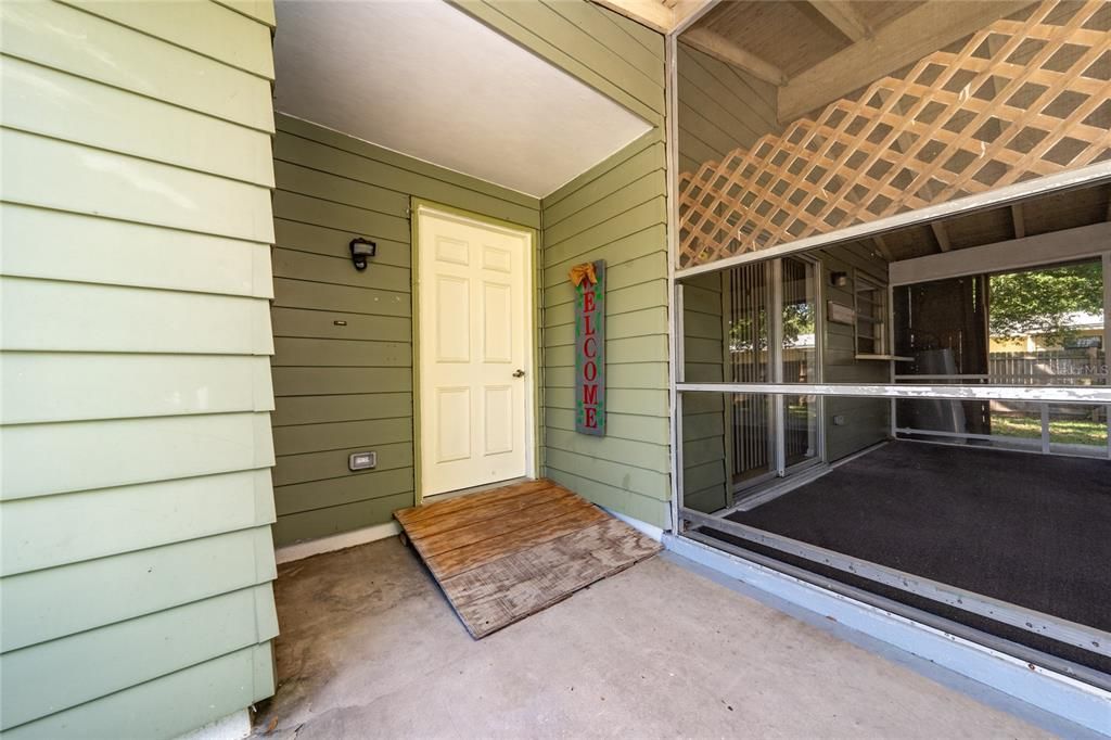 En Venta: $195,900 (2 camas, 2 baños, 1128 Pies cuadrados)