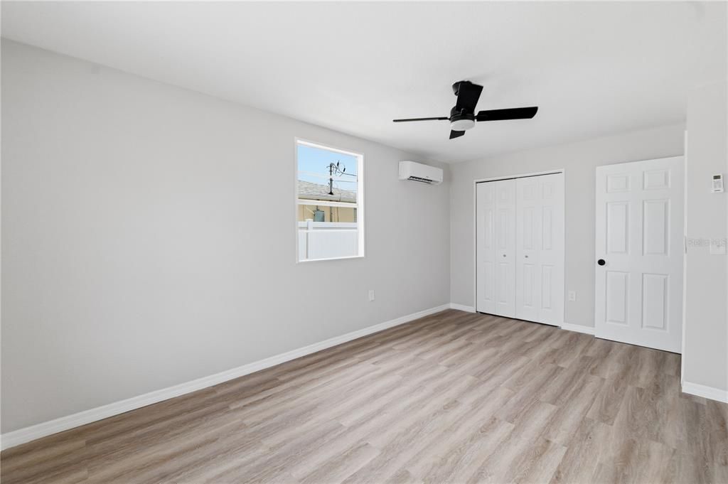 For Sale: $383,000 (3 beds, 2 baths, 1140 Square Feet)