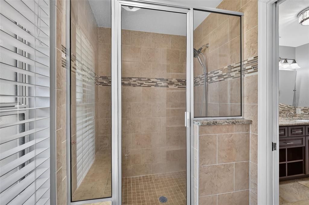 For Sale: $365,000 (3 beds, 2 baths, 2065 Square Feet)
