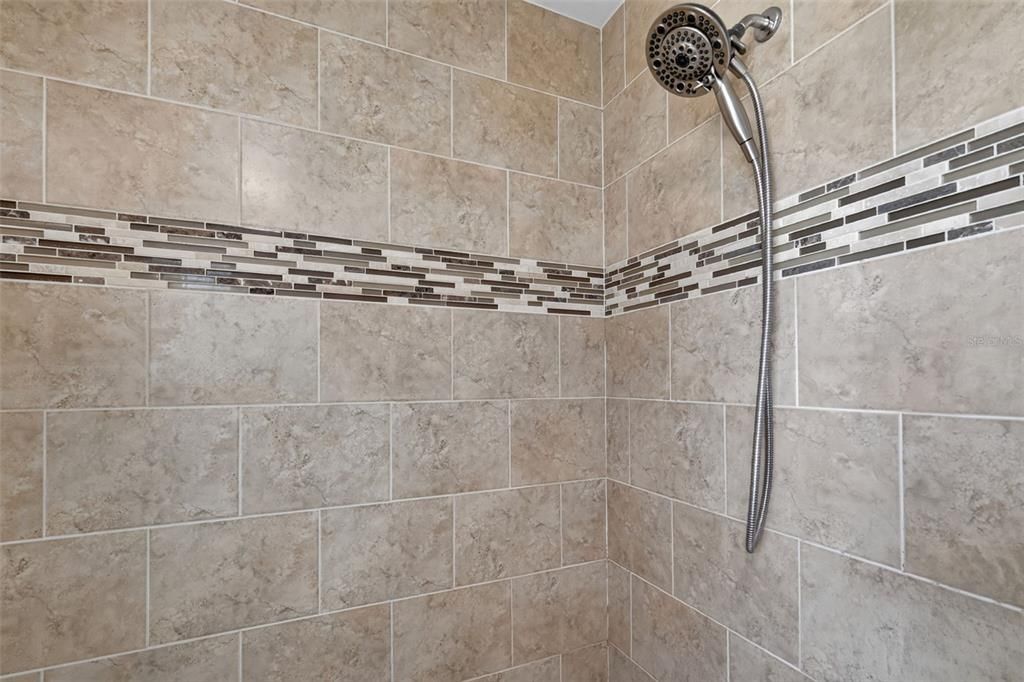 For Sale: $365,000 (3 beds, 2 baths, 2065 Square Feet)