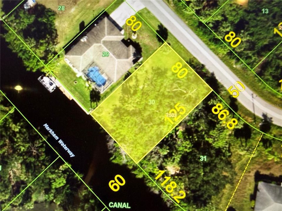 На продажу: $49,900 (0.23 acres)