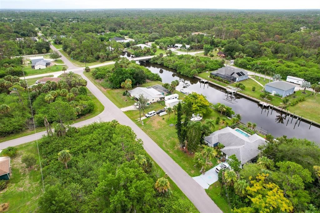 На продажу: $49,900 (0.23 acres)