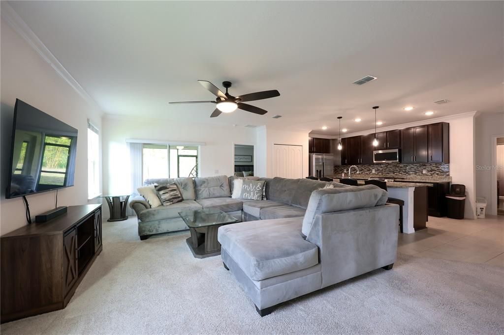 For Sale: $364,900 (3 beds, 2 baths, 1760 Square Feet)