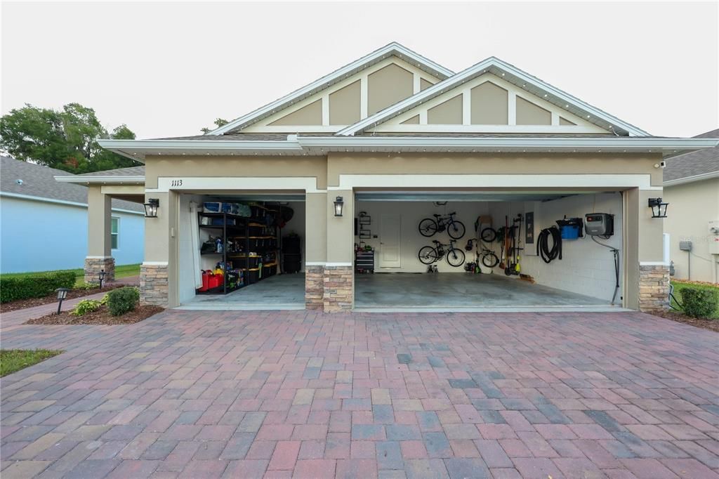 For Sale: $364,900 (3 beds, 2 baths, 1760 Square Feet)