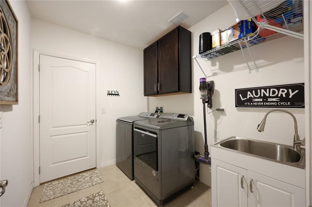 For Sale: $364,900 (3 beds, 2 baths, 1760 Square Feet)