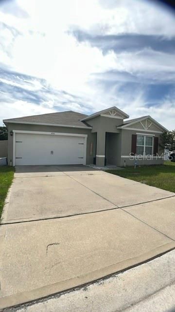 For Rent: $2,200 (4 beds, 2 baths, 1602 Square Feet)