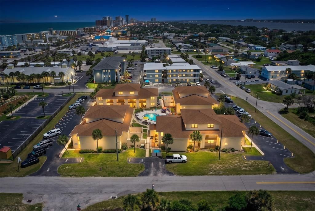 En Venta: $279,000 (2 camas, 2 baños, 1026 Pies cuadrados)