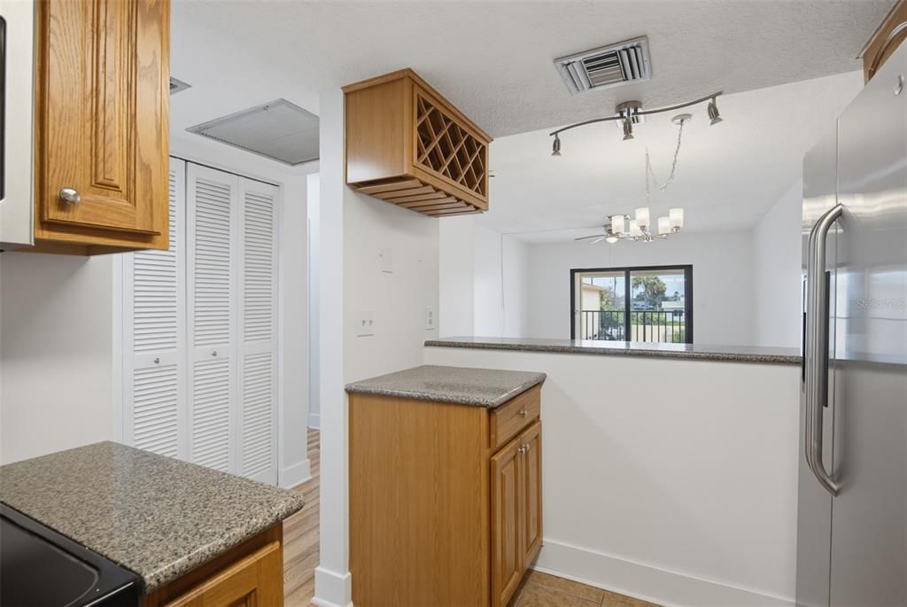 En Venta: $279,000 (2 camas, 2 baños, 1026 Pies cuadrados)