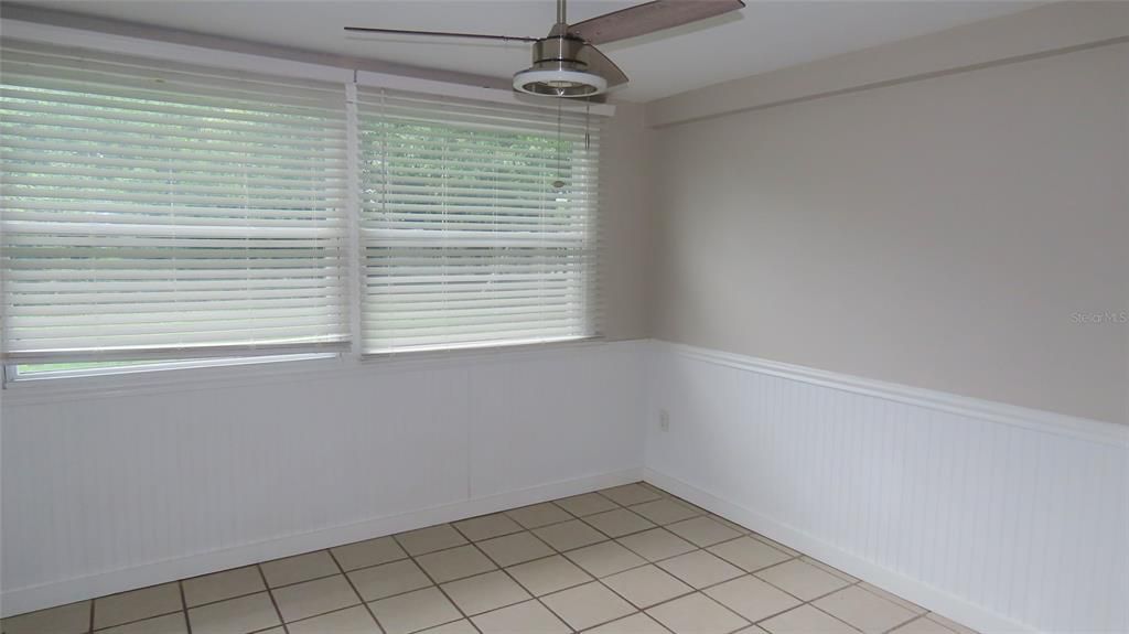 For Sale: $399,900 (3 beds, 1 baths, 1246 Square Feet)