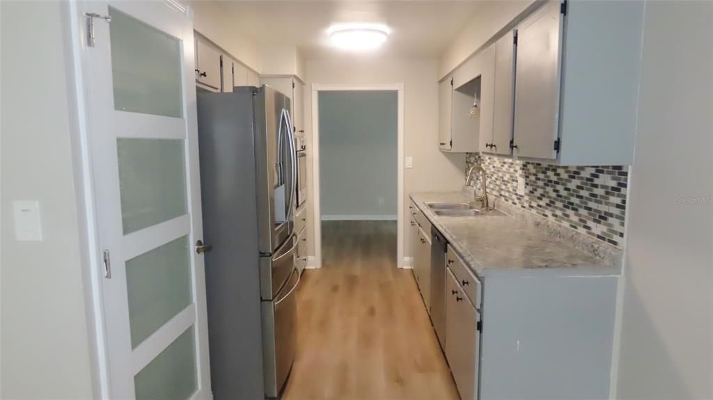 For Sale: $399,900 (3 beds, 1 baths, 1246 Square Feet)