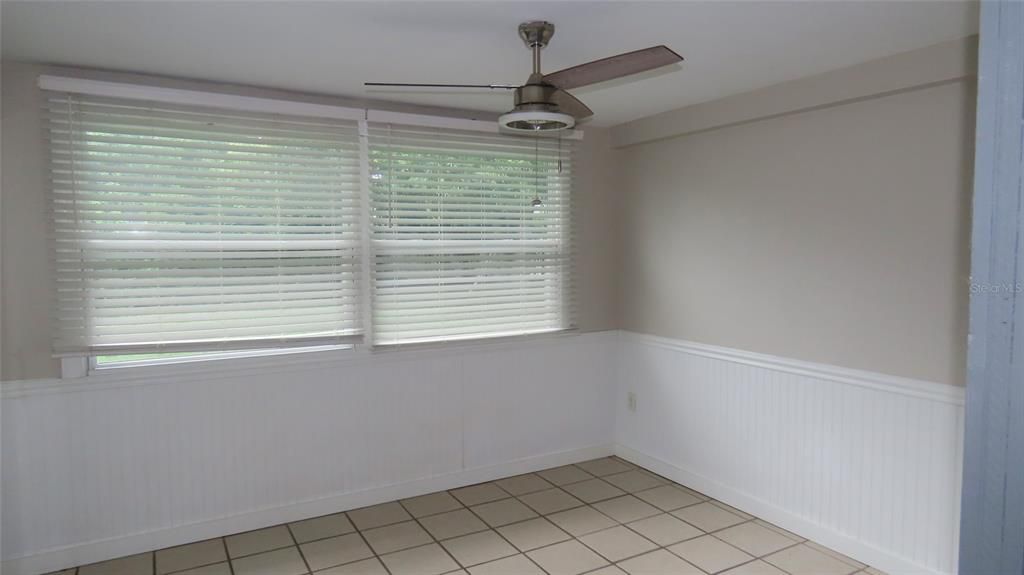 For Sale: $399,900 (3 beds, 1 baths, 1246 Square Feet)