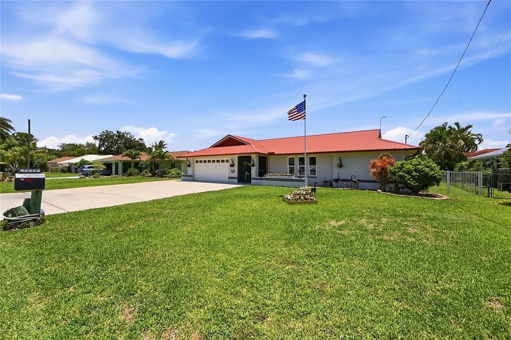На продажу: $629,000 (4 спален, 2 ванн, 1851 Квадратных фут)